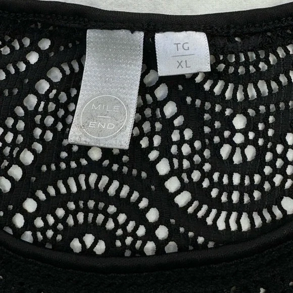 Swim Coverup Top / Dress / Crochet with Fringe Bottom / Black / X-Large / Design - Picture 6 of 6